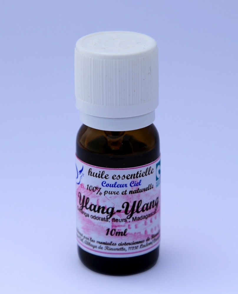 ylan-ylang-huile-essentielle-bio