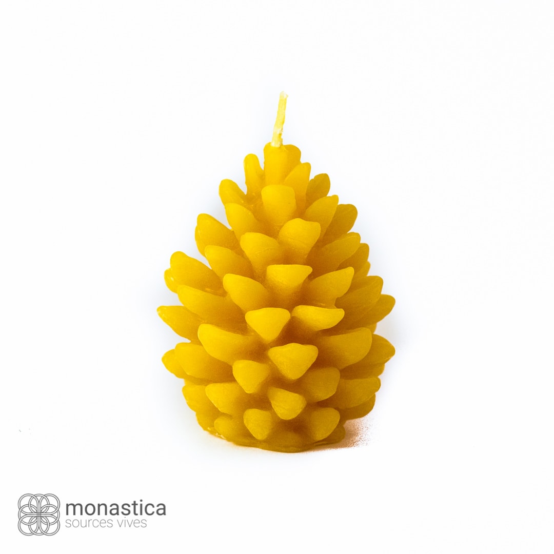 bougie-cireabeille-pin_1080px